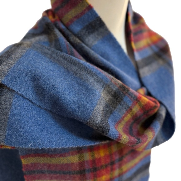John Hanly & Co. 100% Lambswool Tartan Scarf 🇮🇪– Blue, Red & Yellow Plaid - Picture 3 of 8